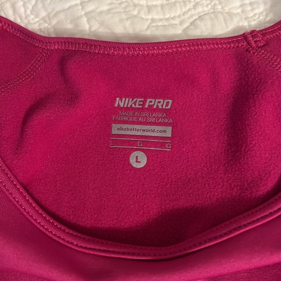 Nike pro shirt‎ - Picture 3 of 8